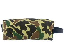 Load image into Gallery viewer, Vintage Hunting Camo Dopp Kit