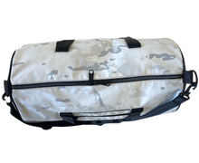 Load image into Gallery viewer, Multicam Apline Duffle Bag