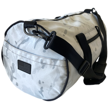 Load image into Gallery viewer, Multicam Apline Duffle Bag